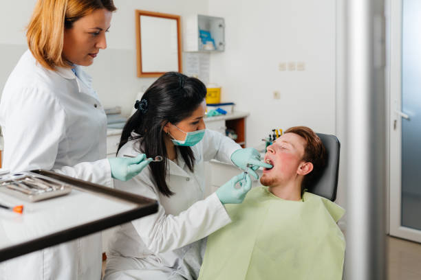 Best Emergency Dental Care for Broken or Chipped Teeth in Marionville, MO